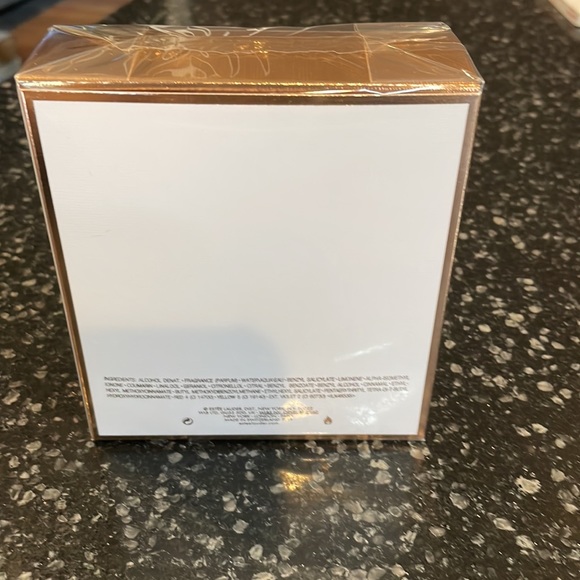 BEAUTIFUL BELLE - Picture 2 of 2